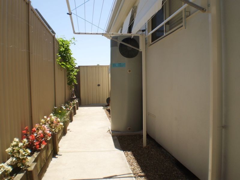 62/45 Sealy Street, Silkstone QLD 4304