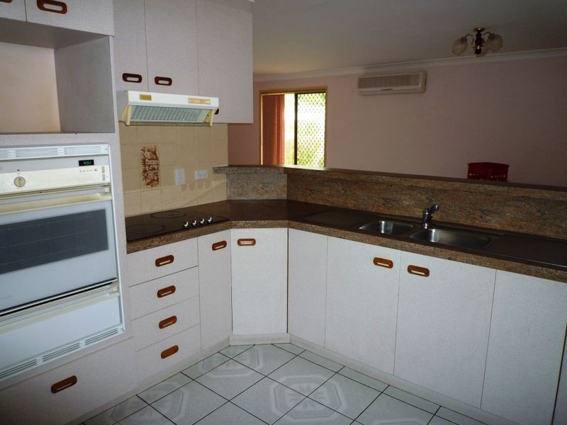 14 Wallace Street, Flinders View QLD 4305