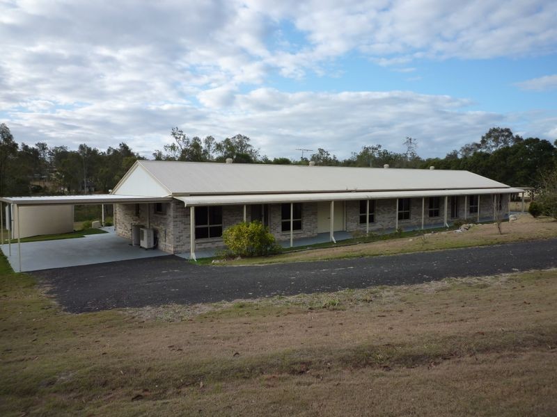 76 Steinhardt Street, Lowood QLD 4311