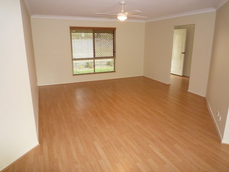 76 Steinhardt Street, Lowood QLD 4311