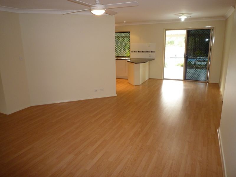 76 Steinhardt Street, Lowood QLD 4311