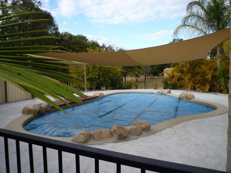 76 Steinhardt Street, Lowood QLD 4311