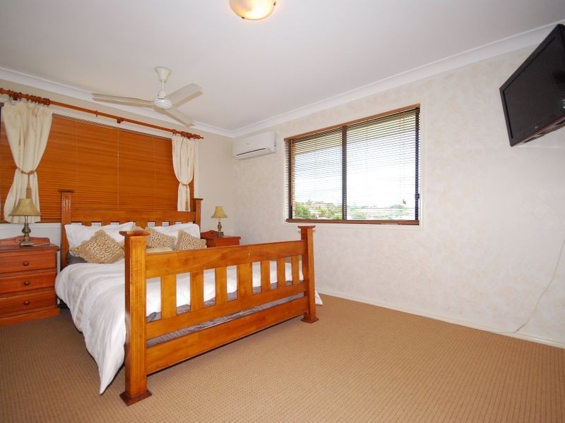 11 Calverton Court, Brassall QLD 4305