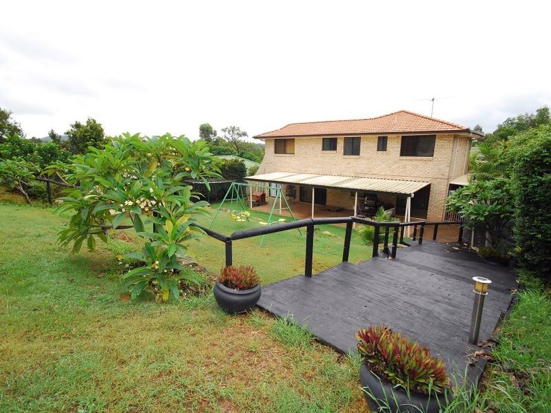 11 Calverton Court, Brassall QLD 4305