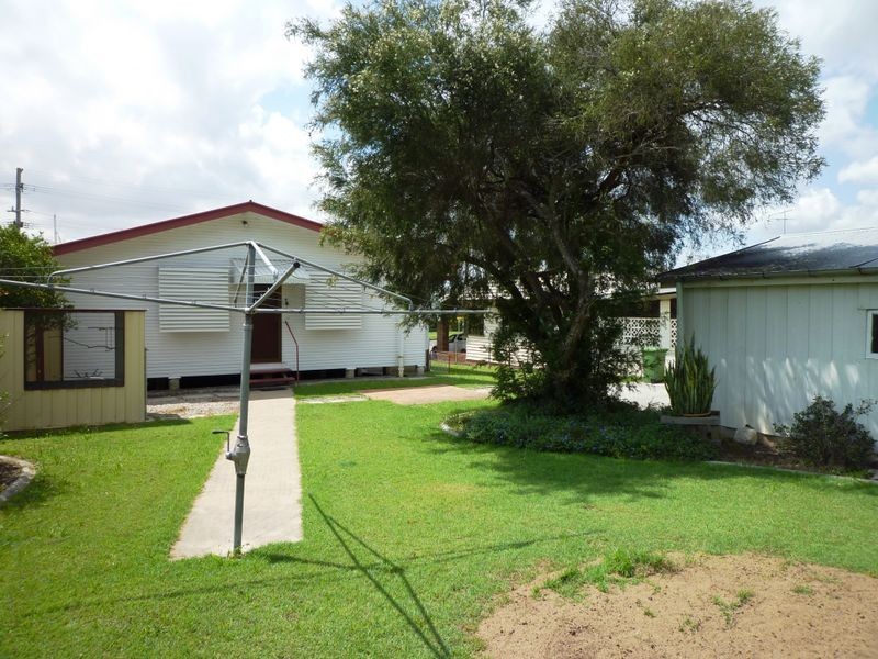 89 Raceview Street, Raceview QLD 4305