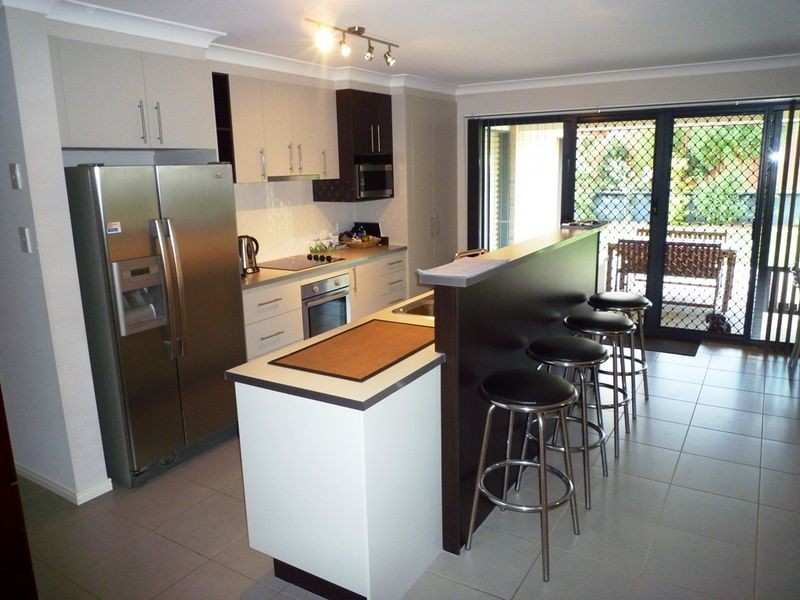 4 Truscot Court, Fernvale QLD 4306