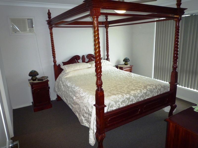 4 Truscot Court, Fernvale QLD 4306
