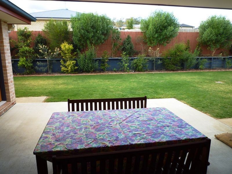 4 Truscot Court, Fernvale QLD 4306