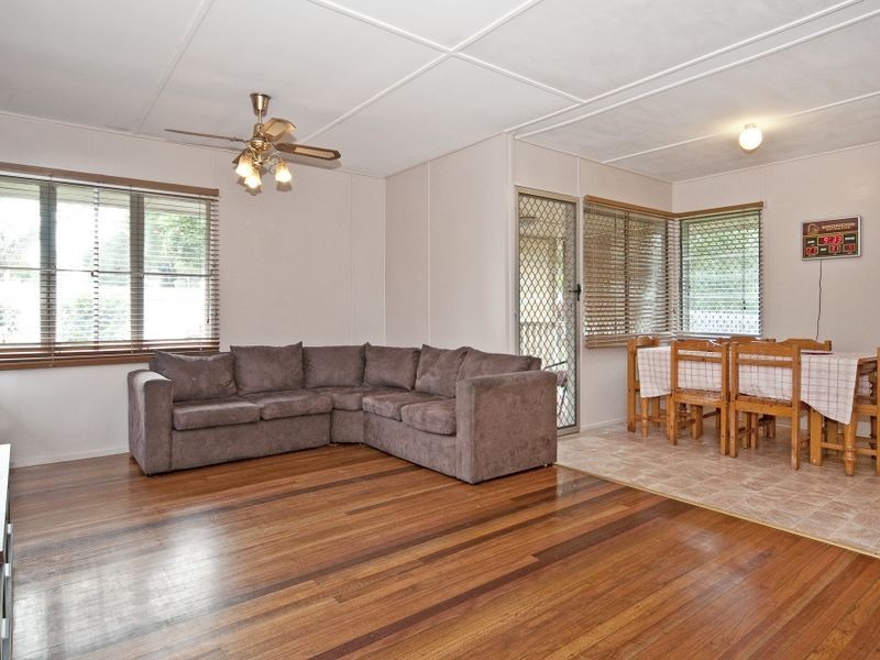 38 Coverack Street, Leichhardt QLD 4305