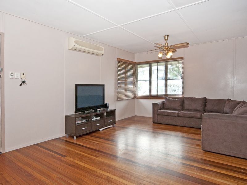 38 Coverack Street, Leichhardt QLD 4305
