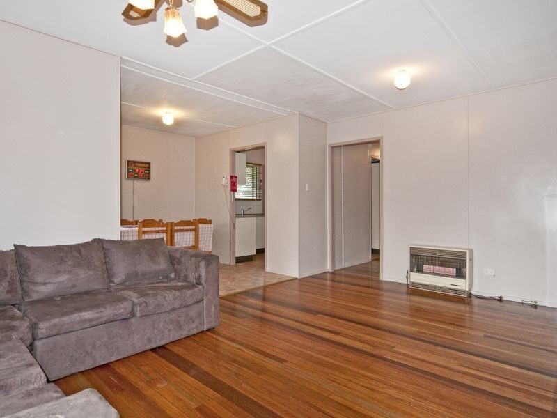 38 Coverack Street, Leichhardt QLD 4305