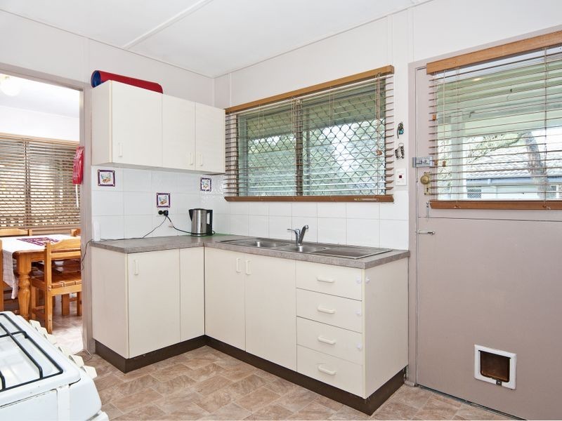 38 Coverack Street, Leichhardt QLD 4305