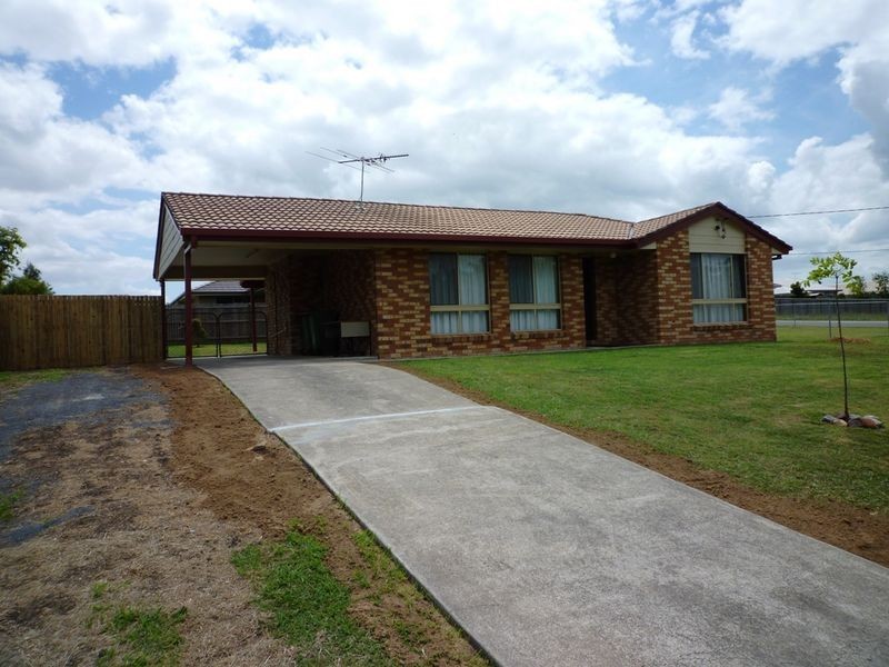 52 Jacaranda Drive, Yamanto QLD 4305