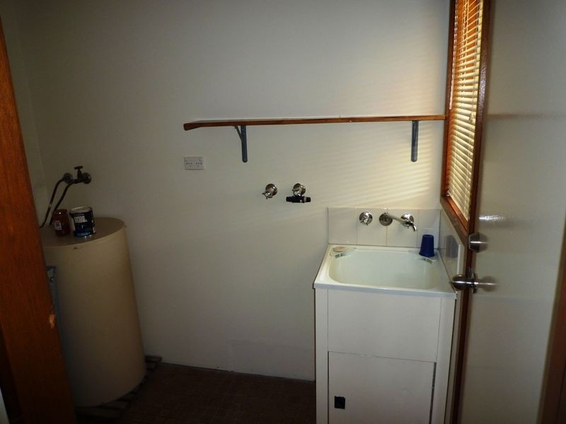 52 Jacaranda Drive, Yamanto QLD 4305