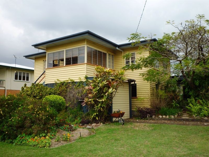 11 Minnis Street, Eastern Heights QLD 4305