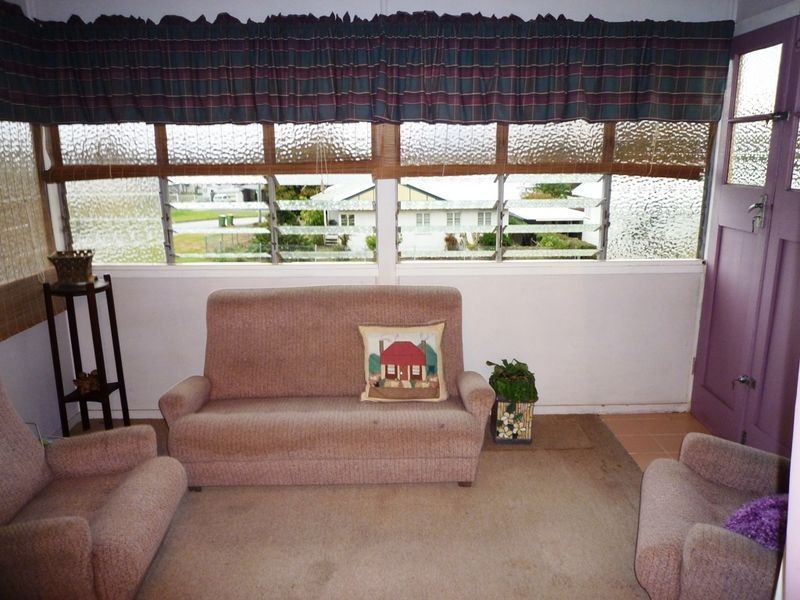 11 Minnis Street, Eastern Heights QLD 4305