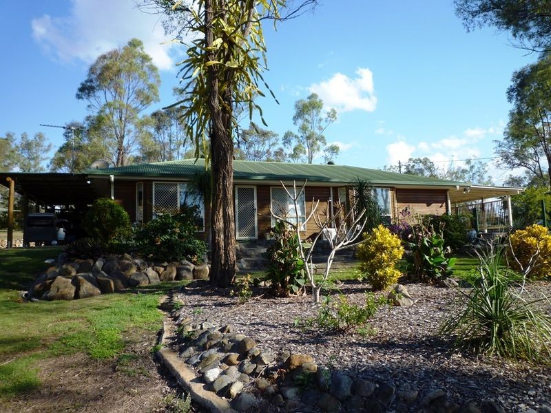 7 Crows Ash Court, Lowood QLD 4311