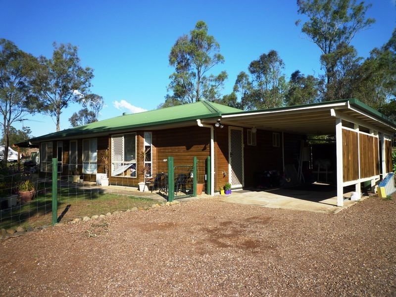 7 Crows Ash Court, Lowood QLD 4311