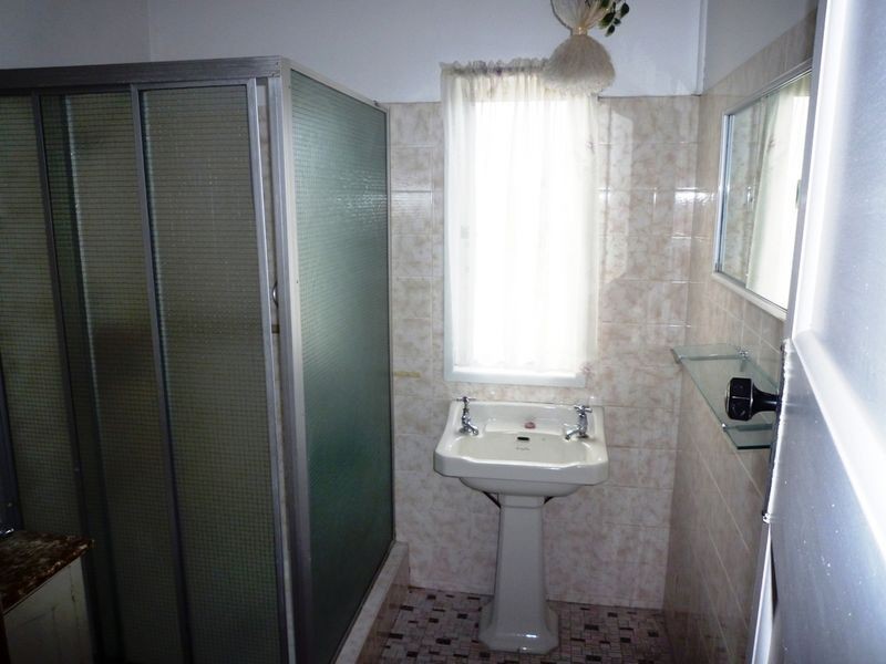 24 Grange Road, Silkstone QLD 4304
