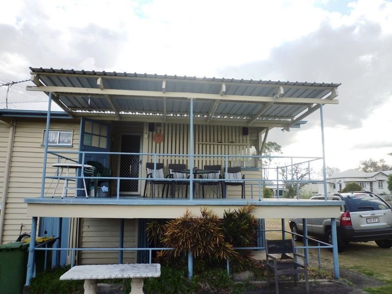 24 Grange Road, Silkstone QLD 4304