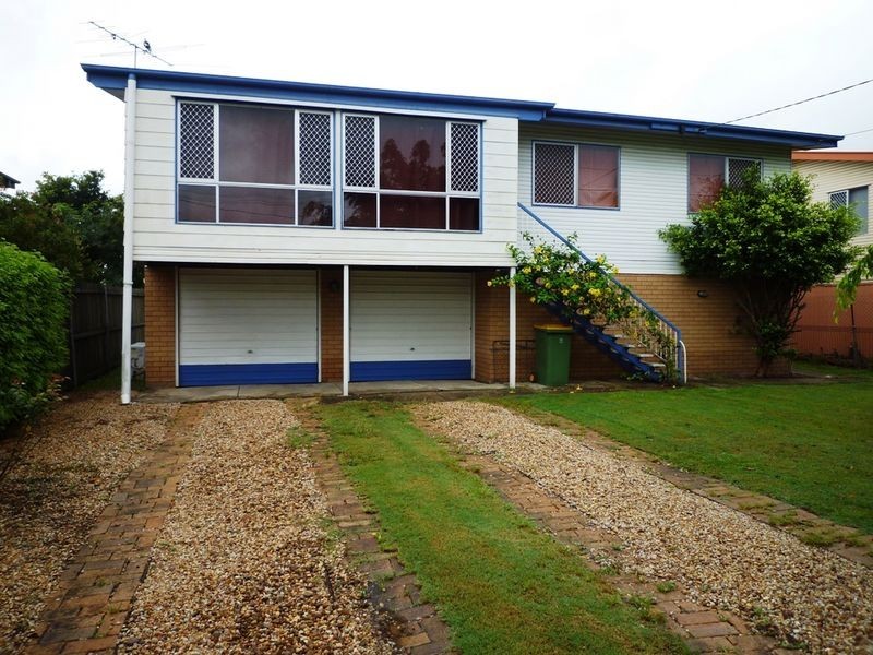 19 Selwyn Street, North Booval QLD 4304