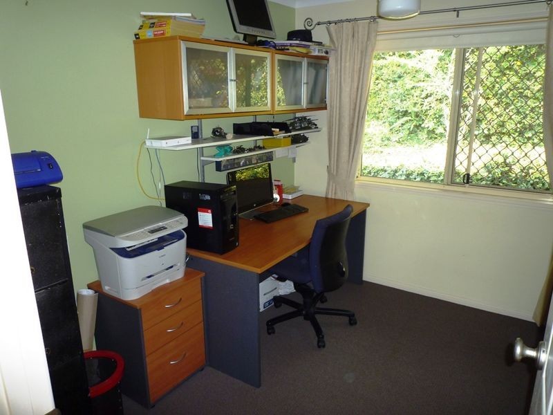 3 Kerr Court, Brassall QLD 4305