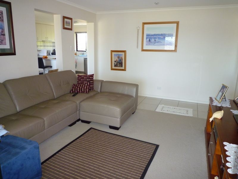 2 Lowien Close, Kensington Grove QLD 4341