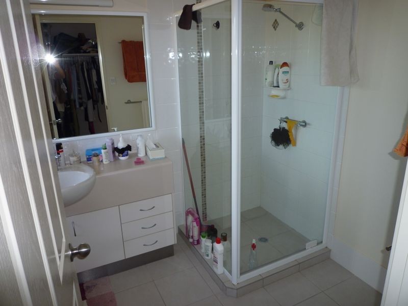 2 Lowien Close, Kensington Grove QLD 4341