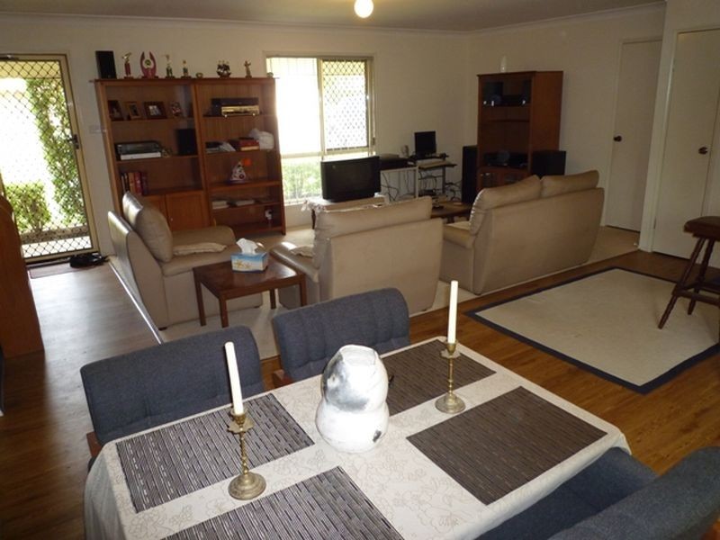 1 Louise Court, Silkstone QLD 4304