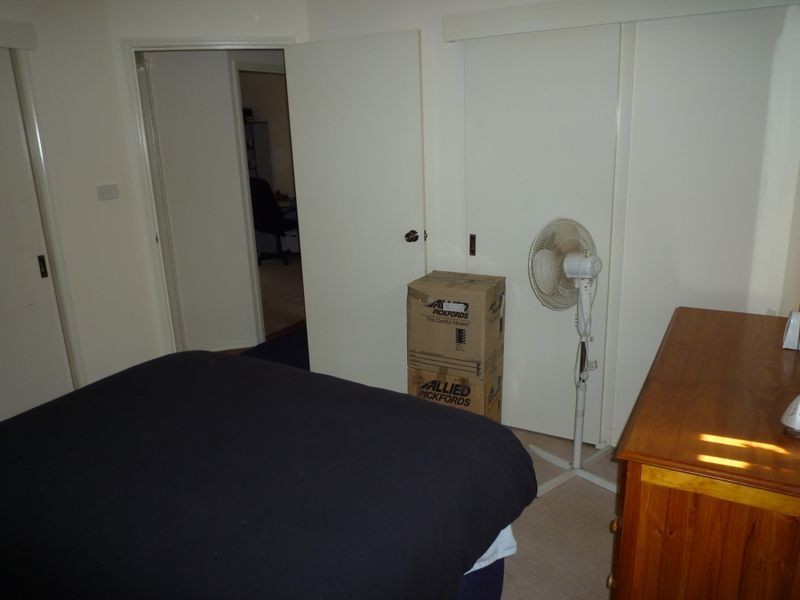 1 Louise Court, Silkstone QLD 4304