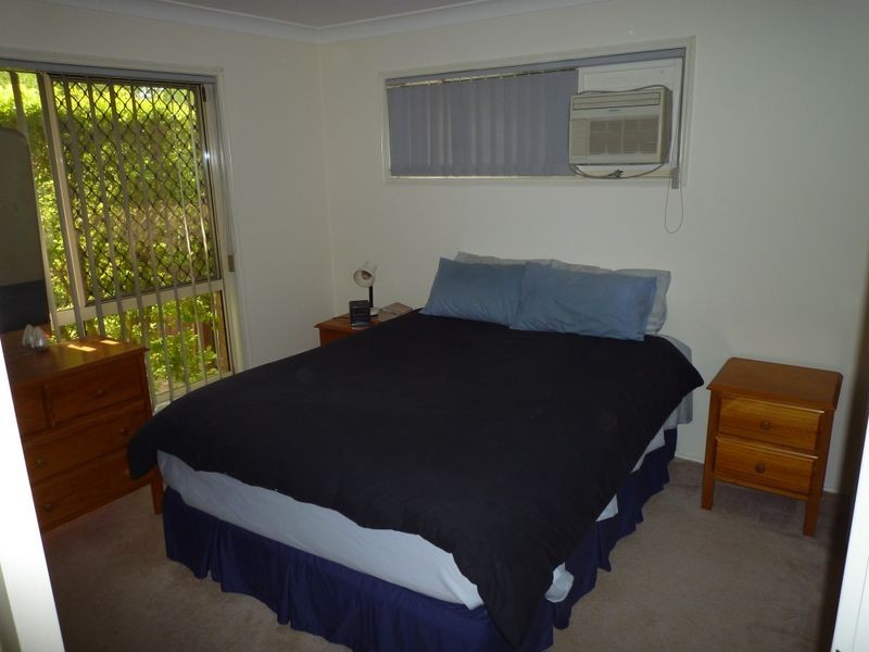 1 Louise Court, Silkstone QLD 4304