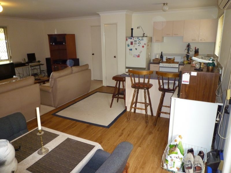 1 Louise Court, Silkstone QLD 4304