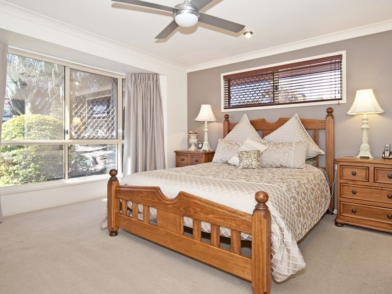 37 Sandalwood Drive, Yamanto QLD 4305