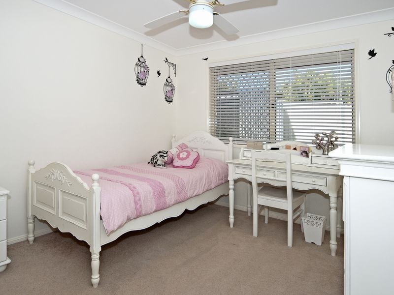 37 Sandalwood Drive, Yamanto QLD 4305