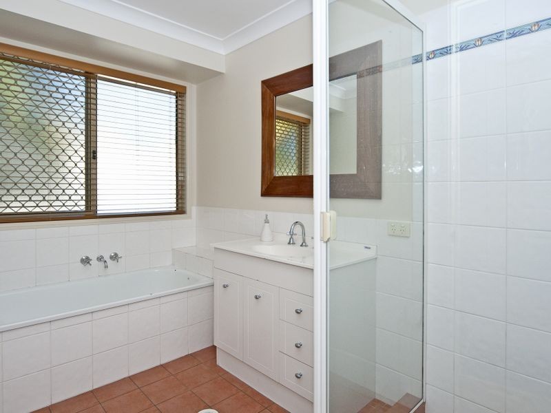 37 Sandalwood Drive, Yamanto QLD 4305