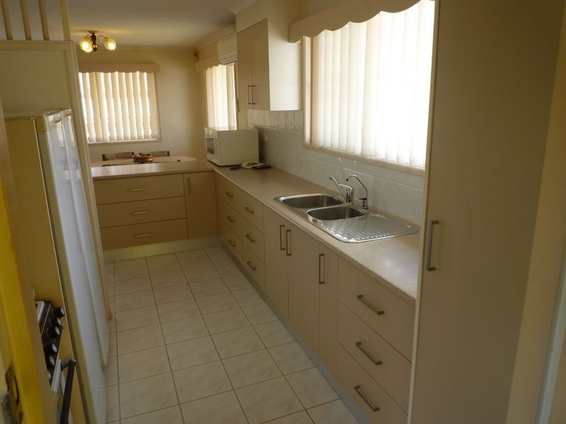 6 Kurrajong Street, Flinders View QLD 4305