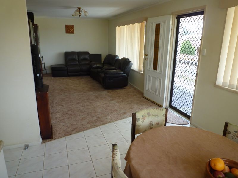 6 Kurrajong Street, Flinders View QLD 4305