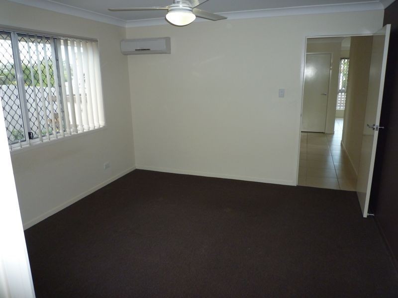 1 & 2/5 Aloe Street, Yamanto QLD 4305
