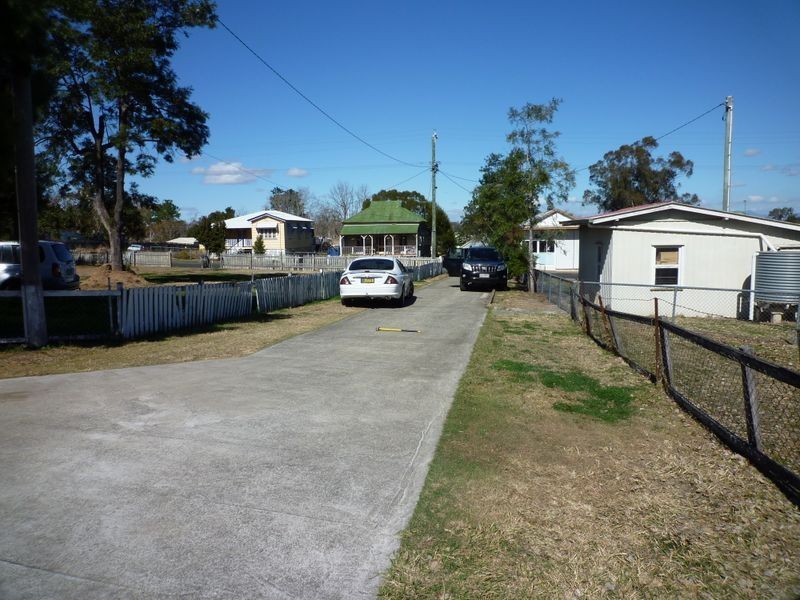 20 Queen Street, Harrisville QLD 4307