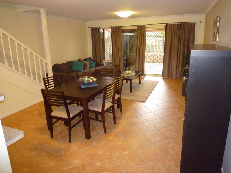 4/12 Collins Street, Brassall QLD 4305