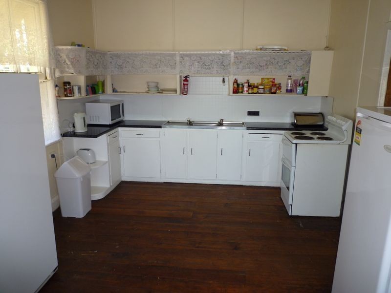 182 Cascade Street, Raceview QLD 4305
