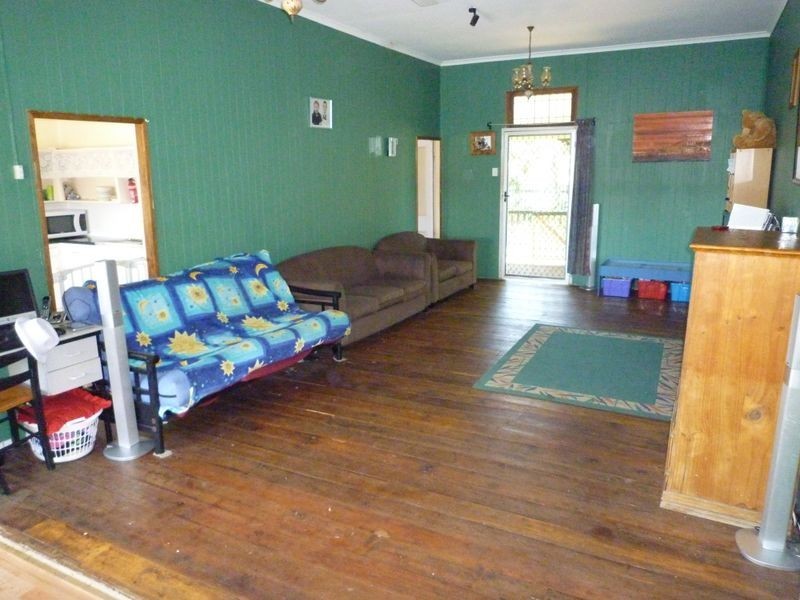 182 Cascade Street, Raceview QLD 4305
