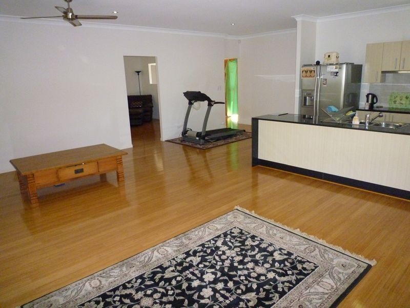 14 Truscot Court, Fernvale QLD 4306