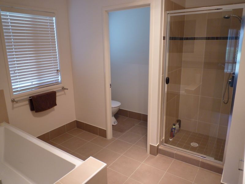 14 Truscot Court, Fernvale QLD 4306