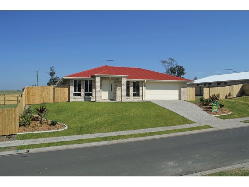 4 Iris Court, Yamanto QLD 4305
