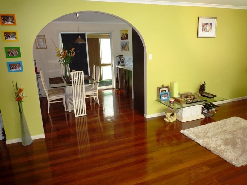 1 Aberdeen  Street, Bundamba QLD 4304