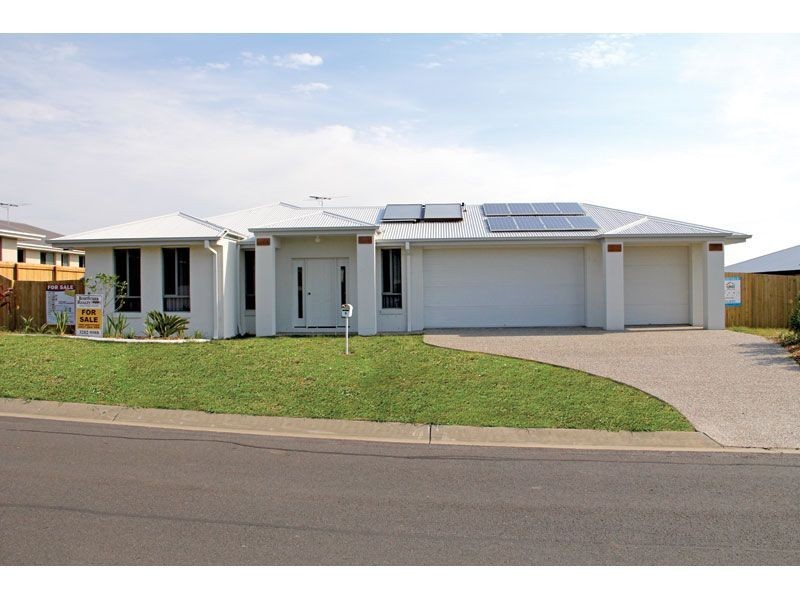 9 Iris Court, Yamanto QLD 4305