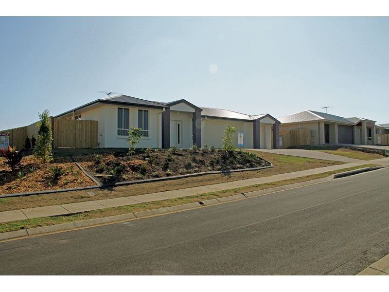 16 Iris Court, Yamanto QLD 4305