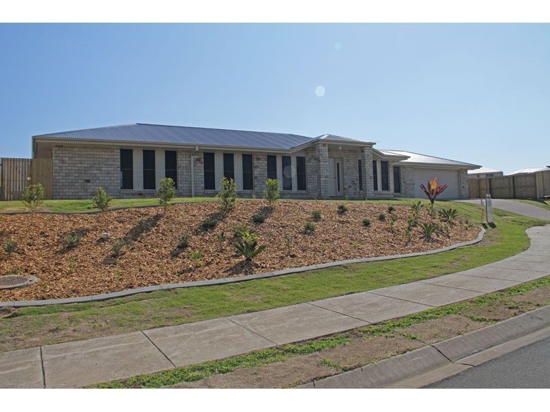 10 Petal Place, Yamanto QLD 4305