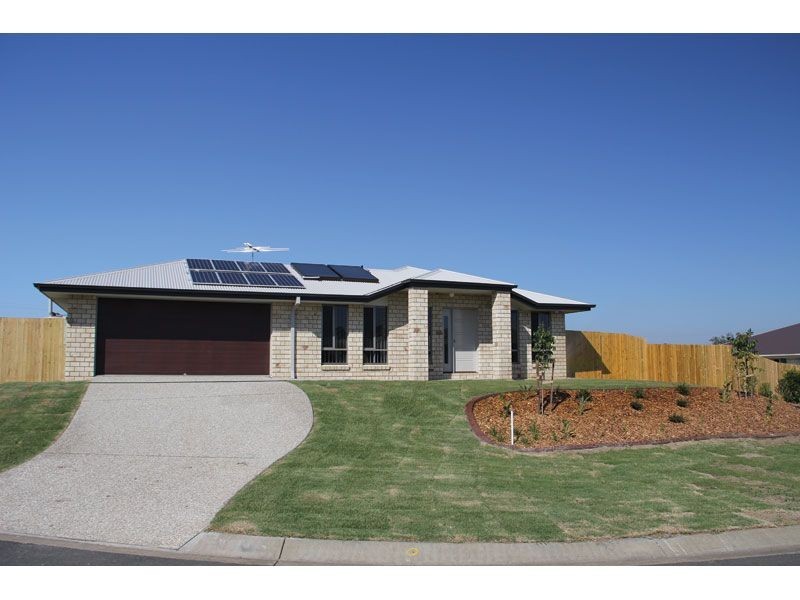 13 Petal Place, Yamanto QLD 4305